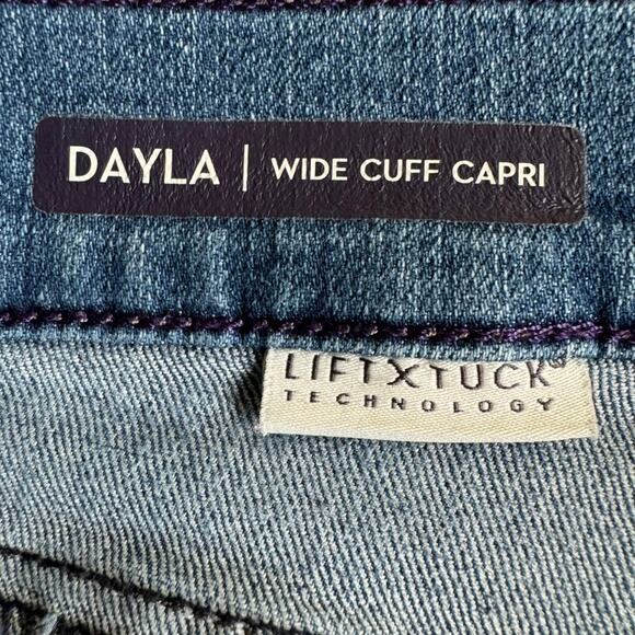 NYDJ Dayla Wide Cuff Capri Jeans 16 Lift Tuck Tummy Control Stretch Denim - Picture 6 of 9